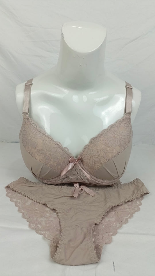 Stylish Nude/Skin Single Padded Bra With Matching Panty